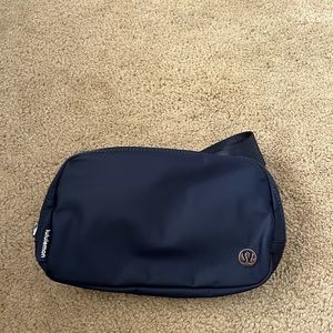 Everywhere belt bag